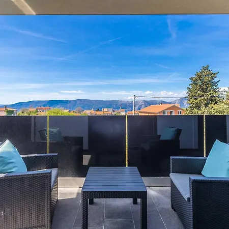 Villa Lio Mit Pool
