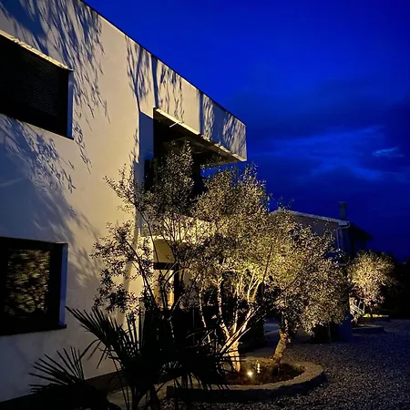 Villa Lio Mit Pool