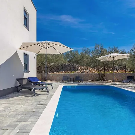 Lio Mit Pool Villa