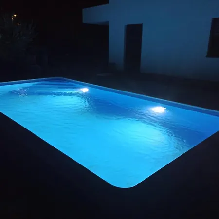 Villa Lio Mit Pool Linardići